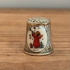 Vintage 1980s M.I. Hummel Silver-Plated Thimble  Christmas Collectible